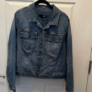 Kut from the Kloth Classic Blue Jean Jacket